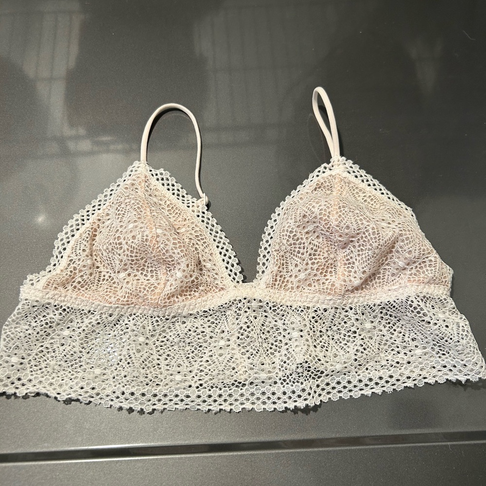 Victorias secret cream lace bralette